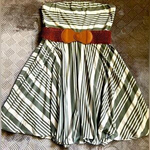 Maurice’s - strapless tan and olive green dress. Brown elastic belt. SZ XL
